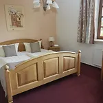 Flair-hotel Neeth Lehmkuhlen