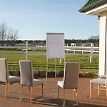Flair-hotel Neeth Гостевой дом Lehmkuhlen