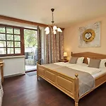 Flair-hotel Neeth