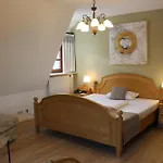 Flair-hotel Neeth Affittacamere 3*