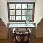 Konukevi Flair-hotel Neeth 3*