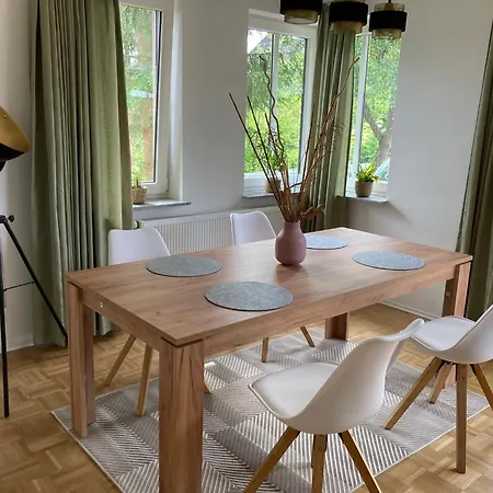 Flair-hotel Neeth 3*