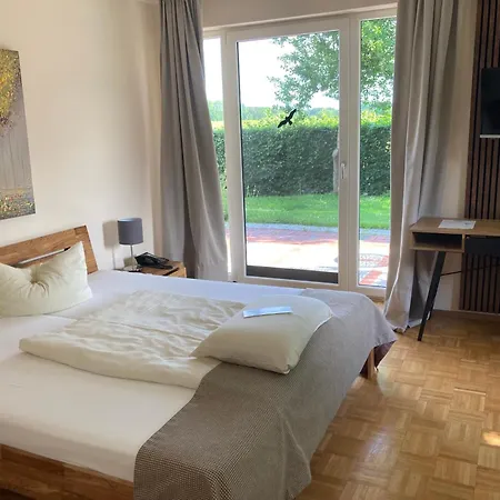 Flair-hotel Neeth Pensjonat 3*