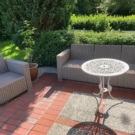 Pensjonat Flair-hotel Neeth 3*