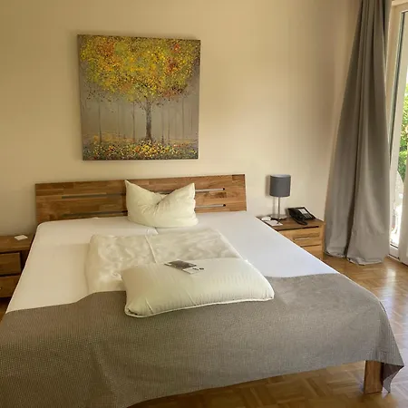 Flair-hotel Neeth 3* Lehmkuhlen
