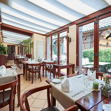 Flair-hotel Neeth Pensionat
