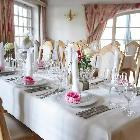 Pensjonat Flair-hotel Neeth Lehmkuhlen