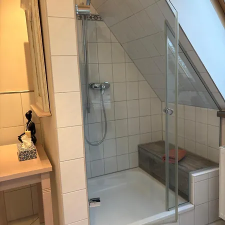 Flair-hotel Neeth Guest house Lehmkuhlen