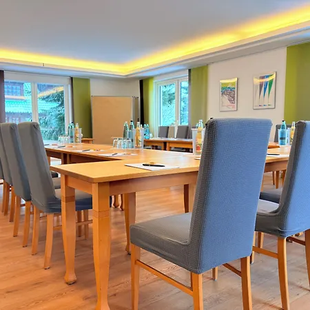 Flair-hotel Neeth Gasthof 3*