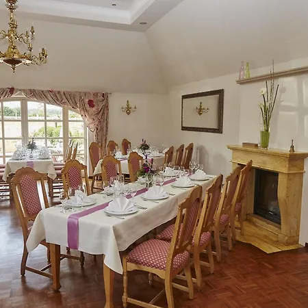 Flair-hotel Neeth Lehmkuhlen