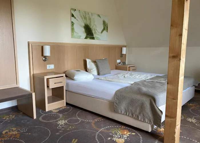 Flair-hotel Neeth 3* Lehmkuhlen