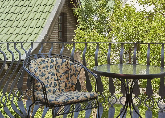 Gasthuis Flair-hotel Neeth 3*