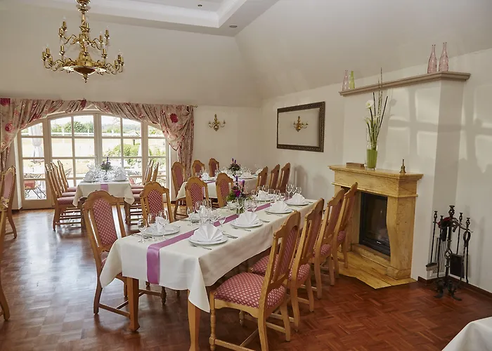 Flair-hotel Neeth 3* Lehmkuhlen