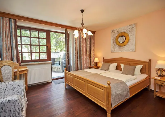 Guest house Flair-hotel Neeth Lehmkuhlen